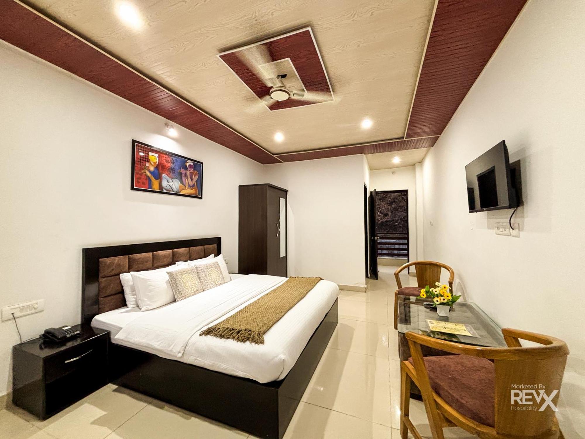 Hotel Prince Valley Lansdowne Ngoại thất bức ảnh