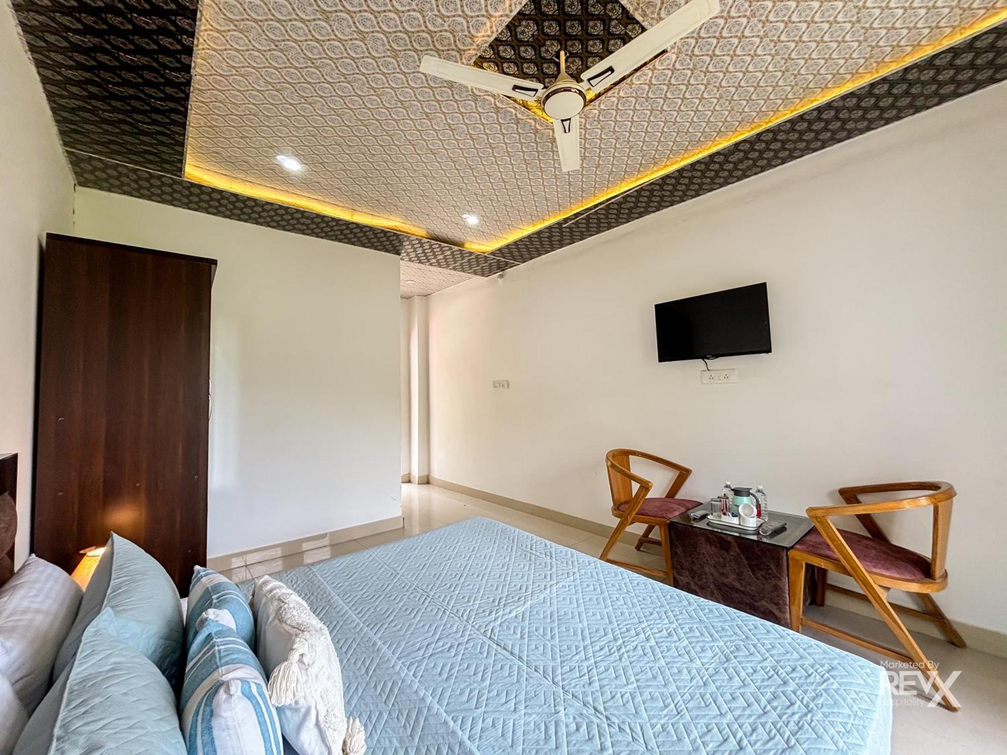 Hotel Prince Valley Lansdowne Ngoại thất bức ảnh