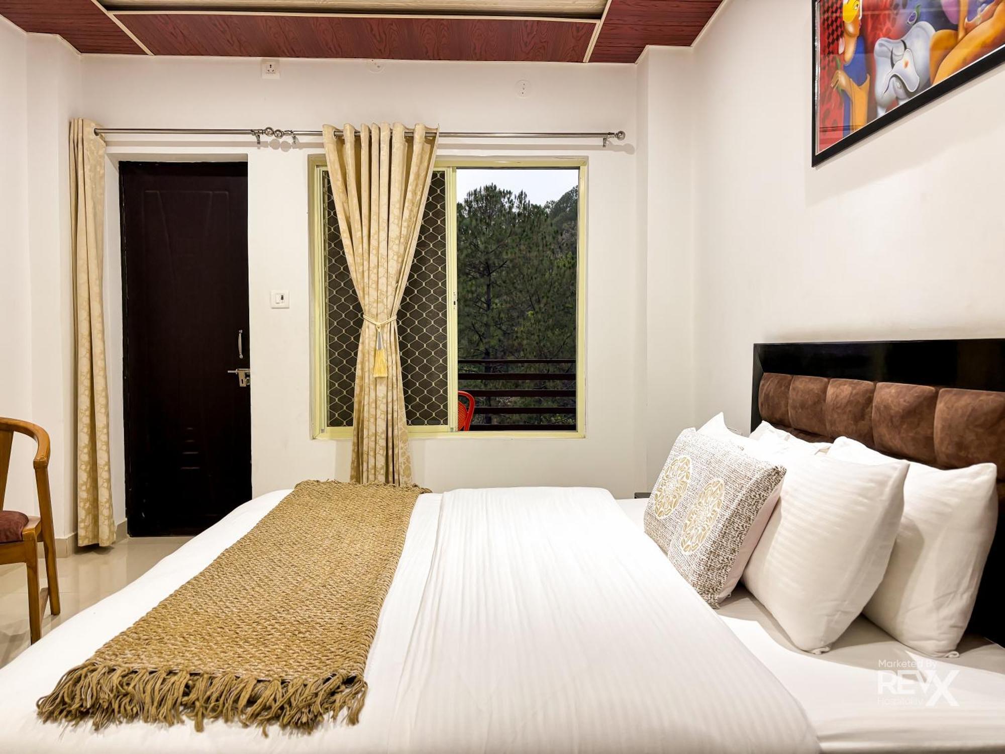 Hotel Prince Valley Lansdowne Ngoại thất bức ảnh