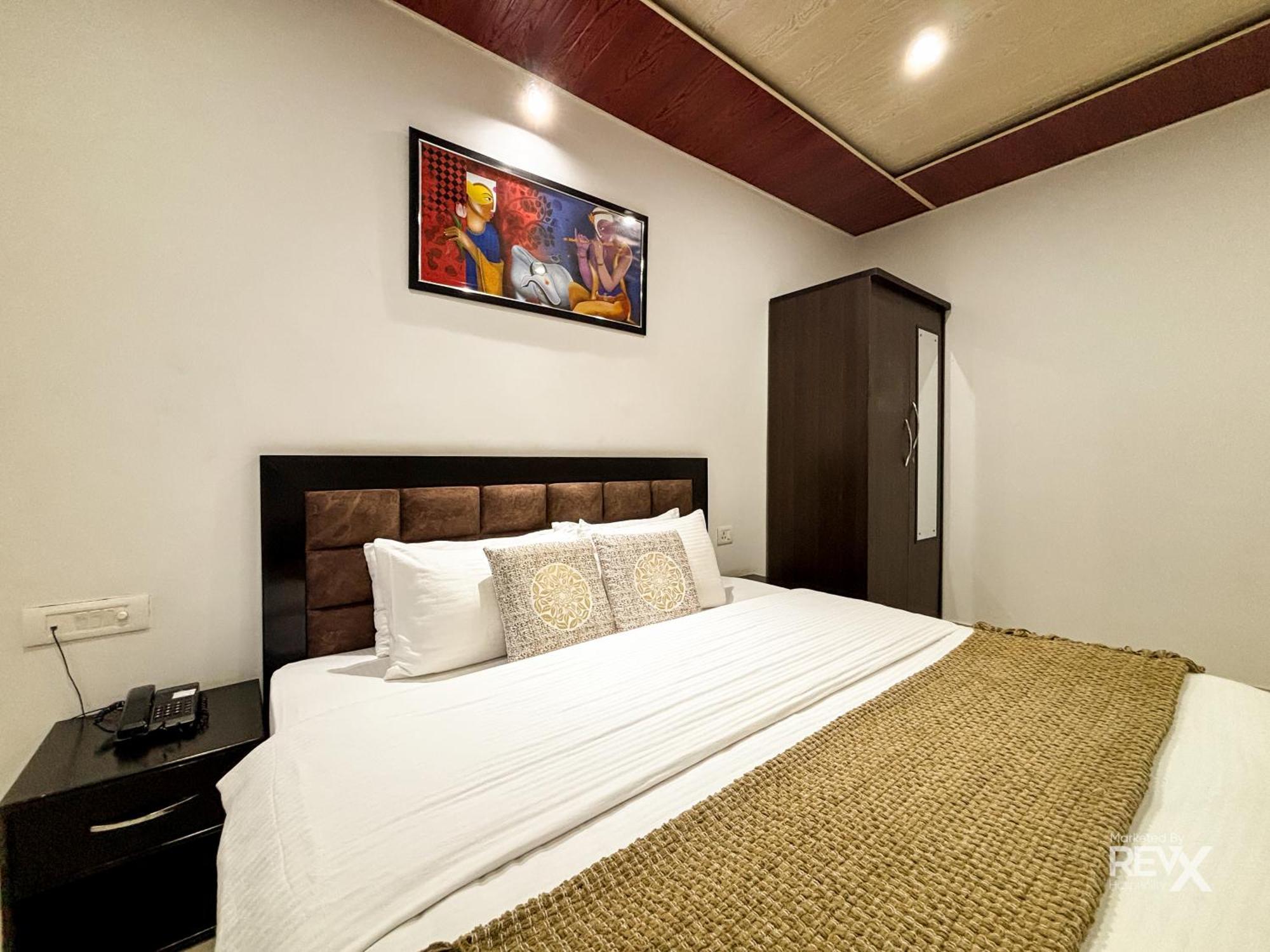 Hotel Prince Valley Lansdowne Ngoại thất bức ảnh