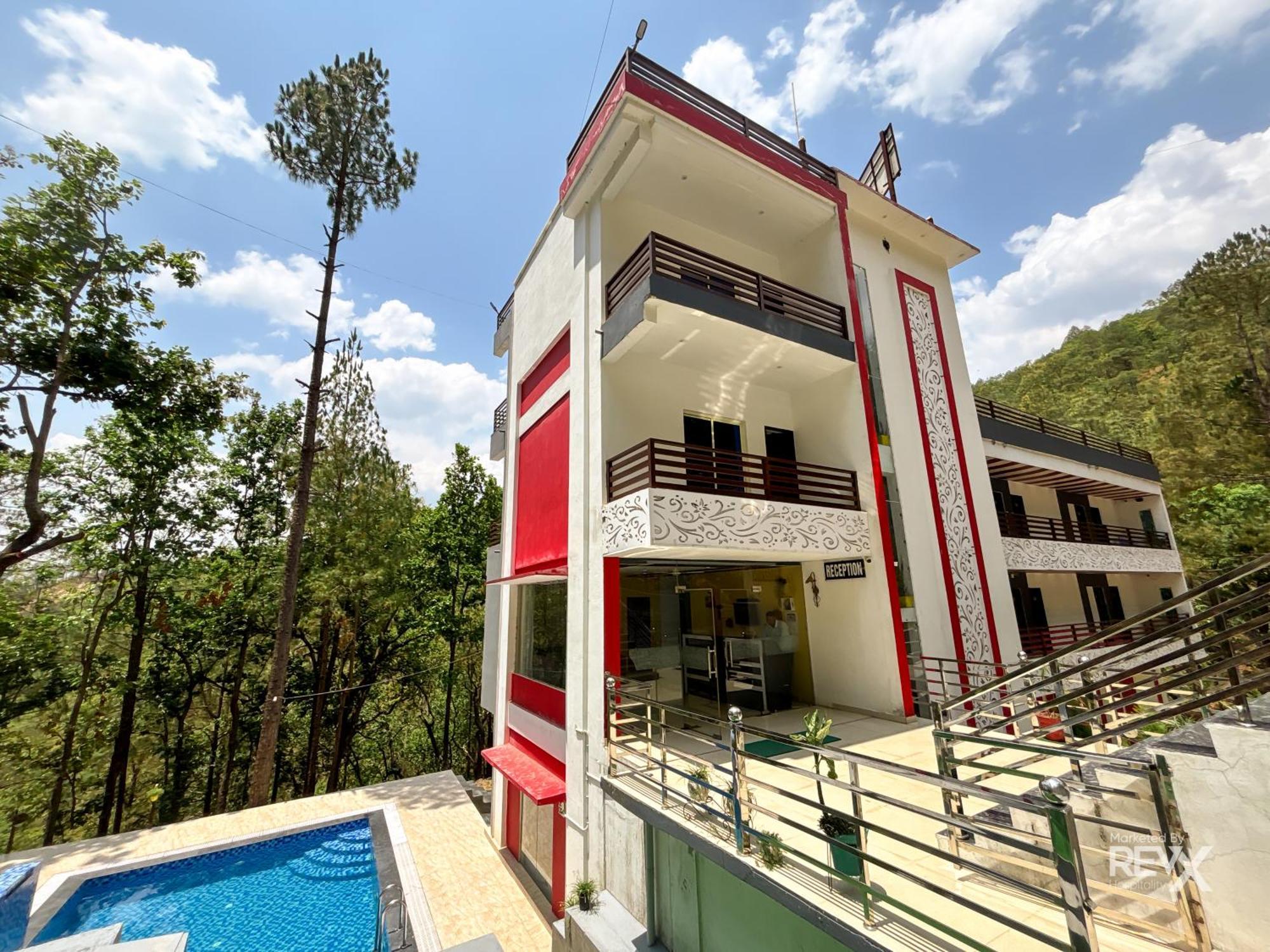 Hotel Prince Valley Lansdowne Ngoại thất bức ảnh