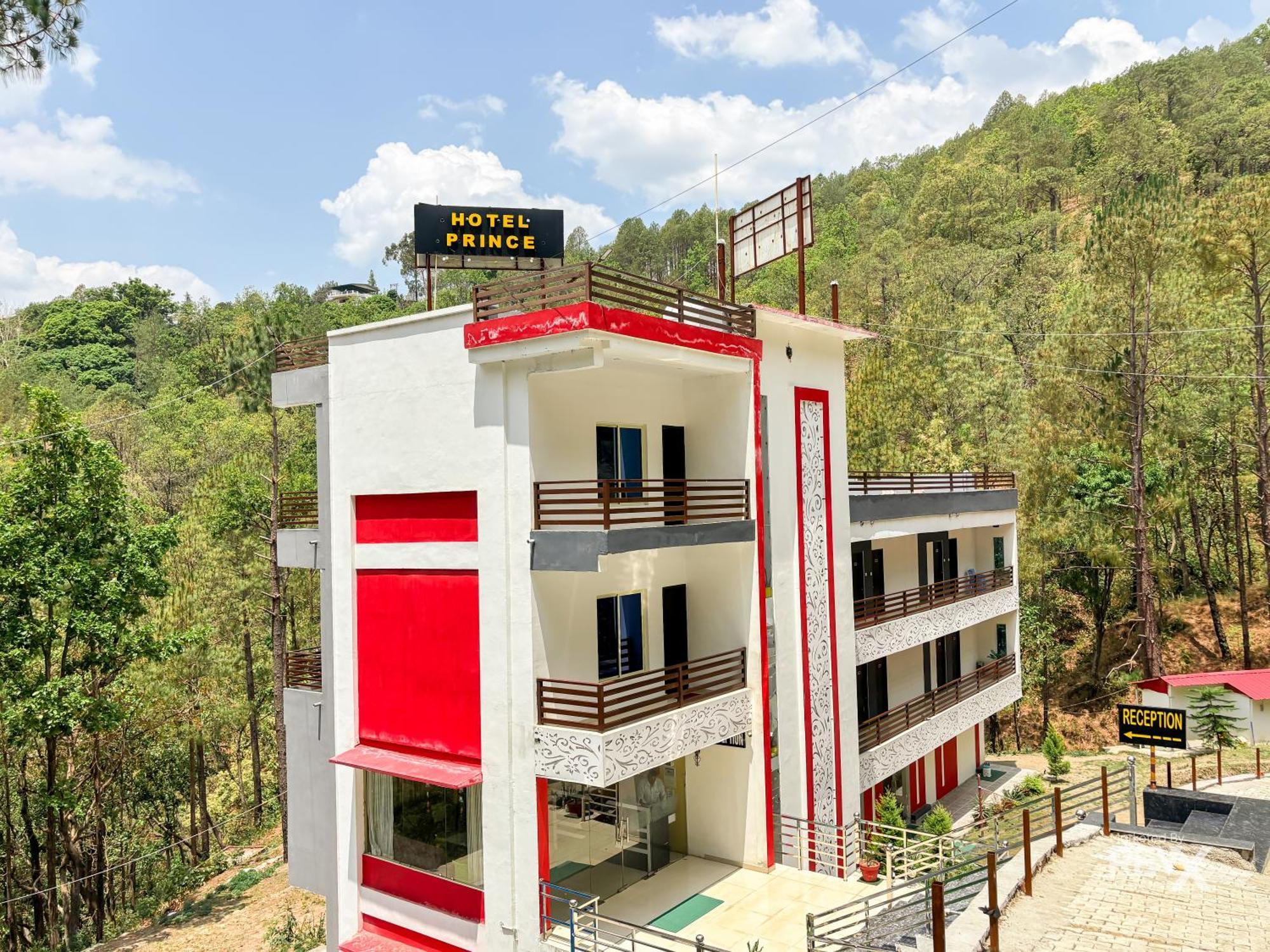 Hotel Prince Valley Lansdowne Ngoại thất bức ảnh
