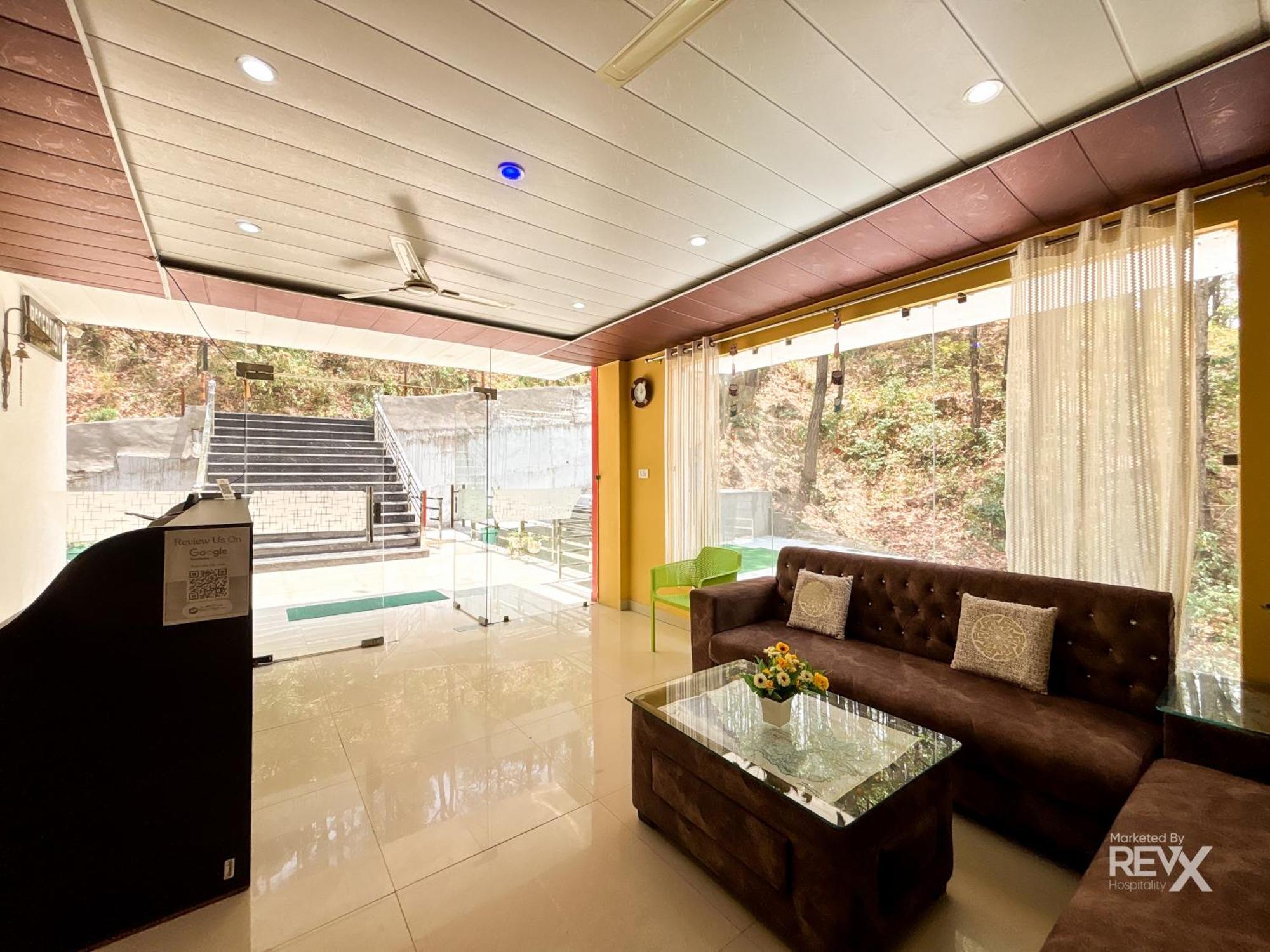 Hotel Prince Valley Lansdowne Ngoại thất bức ảnh