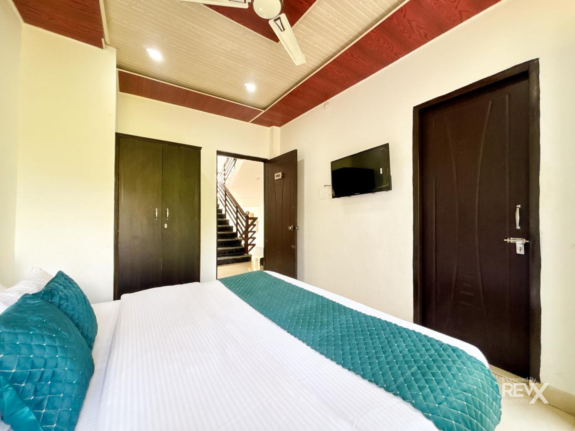 Hotel Prince Valley Lansdowne Ngoại thất bức ảnh